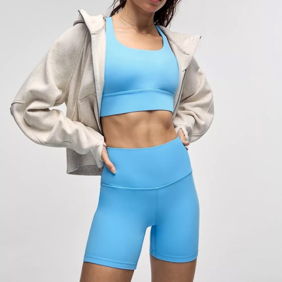 Lululemon shorts - Picture 1 of 8